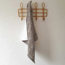 Afbeelding in Gallery-weergave laden, Wikkeldeken Leopard (Bamboe wellness fleece)