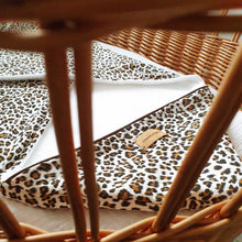 Afbeelding in Gallery-weergave laden, Mahila Market wikkeldeken panterprint