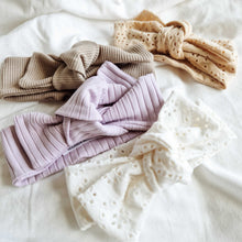 Afbeelding in Gallery-weergave laden, Mahila Market haarbandjes