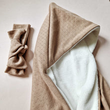 Afbeelding in Gallery-weergave laden, Mahila Market ajour omslagdoek