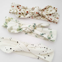 Afbeelding in Gallery-weergave laden, Haarband White dots