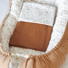 Afbeelding in Gallery-weergave laden, Mahila Market babynestje