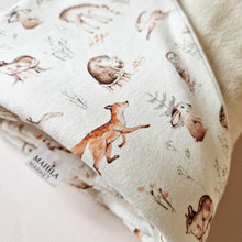 Afbeelding in Gallery-weergave laden, Wikkeldeken Bosdieren (Bamboe wellness fleece)