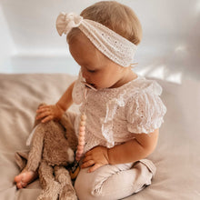 Afbeelding in Gallery-weergave laden, Haarband Embroidery white