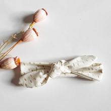 Afbeelding in Gallery-weergave laden, Mahila Market haarband