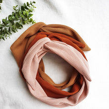 Afbeelding in Gallery-weergave laden, Haarbandeau Camel rib