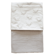 Afbeelding in Gallery-weergave laden, Kolibri mousseline wiegdeken