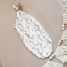 Afbeelding in Gallery-weergave laden, Newborn mutsje wilgentak