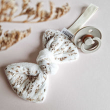 Afbeelding in Gallery-weergave laden, Bow speendoekje Leaves