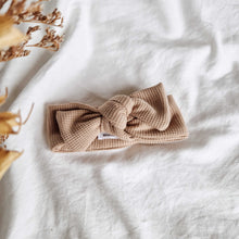 Afbeelding in Gallery-weergave laden, Mahila Market haarband