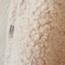 Afbeelding in Gallery-weergave laden, Mahila Market boucle tas beige