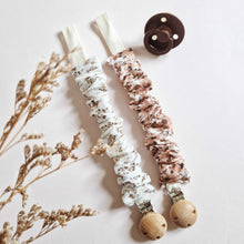 Afbeelding in Gallery-weergave laden, Mahila Market pacifier holder